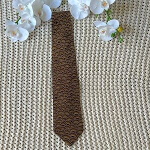 VTG Andrew Fezza Designer Silk Men NeckTie Formal Traditionalist Beige Brown 56”